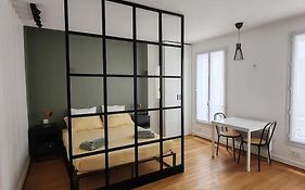 Studio Moderno Al Centro Di Parigi - Republique